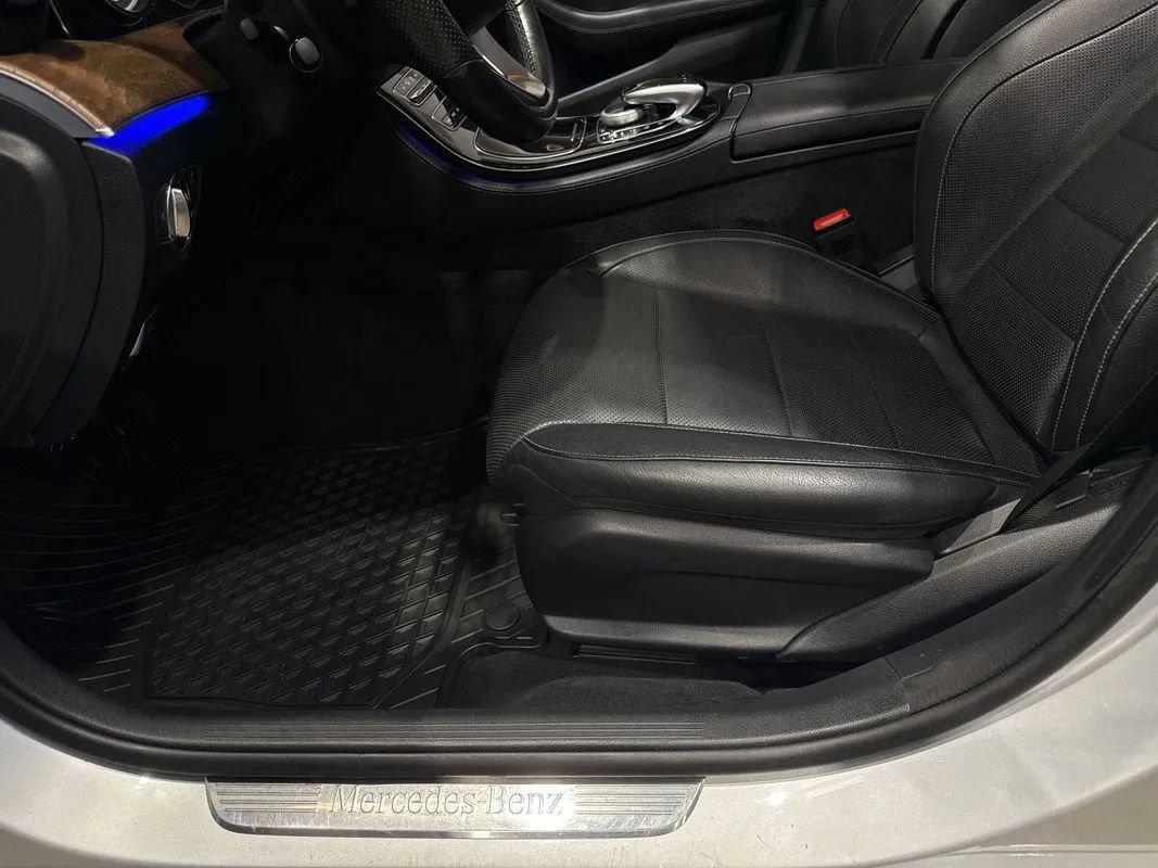 Used 2017 Mercedes-Benz E 400 4MATIC Wagon image 88
