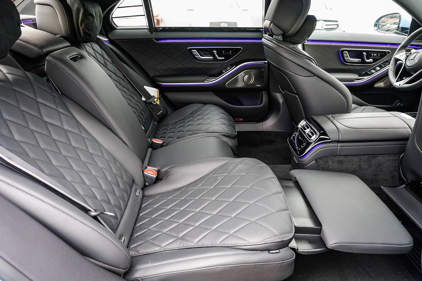 New 2026 Mercedes-Benz S 580 4MATIC Sedan image 20
