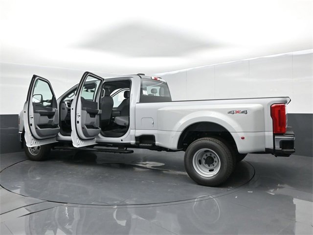 New 2026 Ford F350 XL image 64