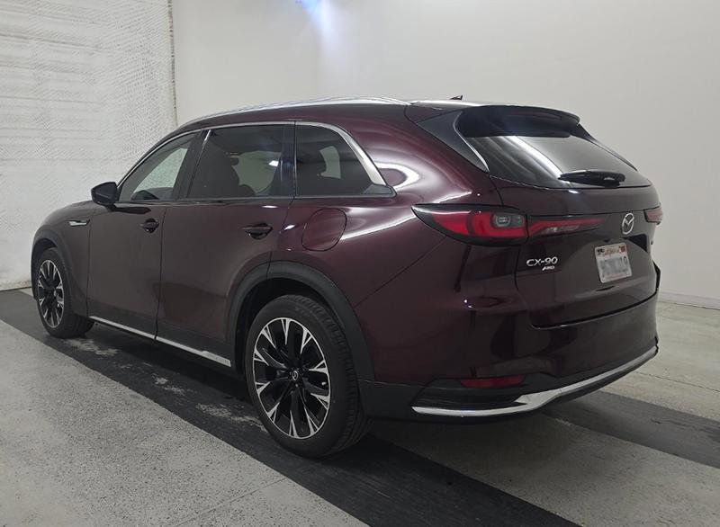 Used 2024 MAZDA CX-90 Plug-In Hybrid w/ Premium Pkg image 5