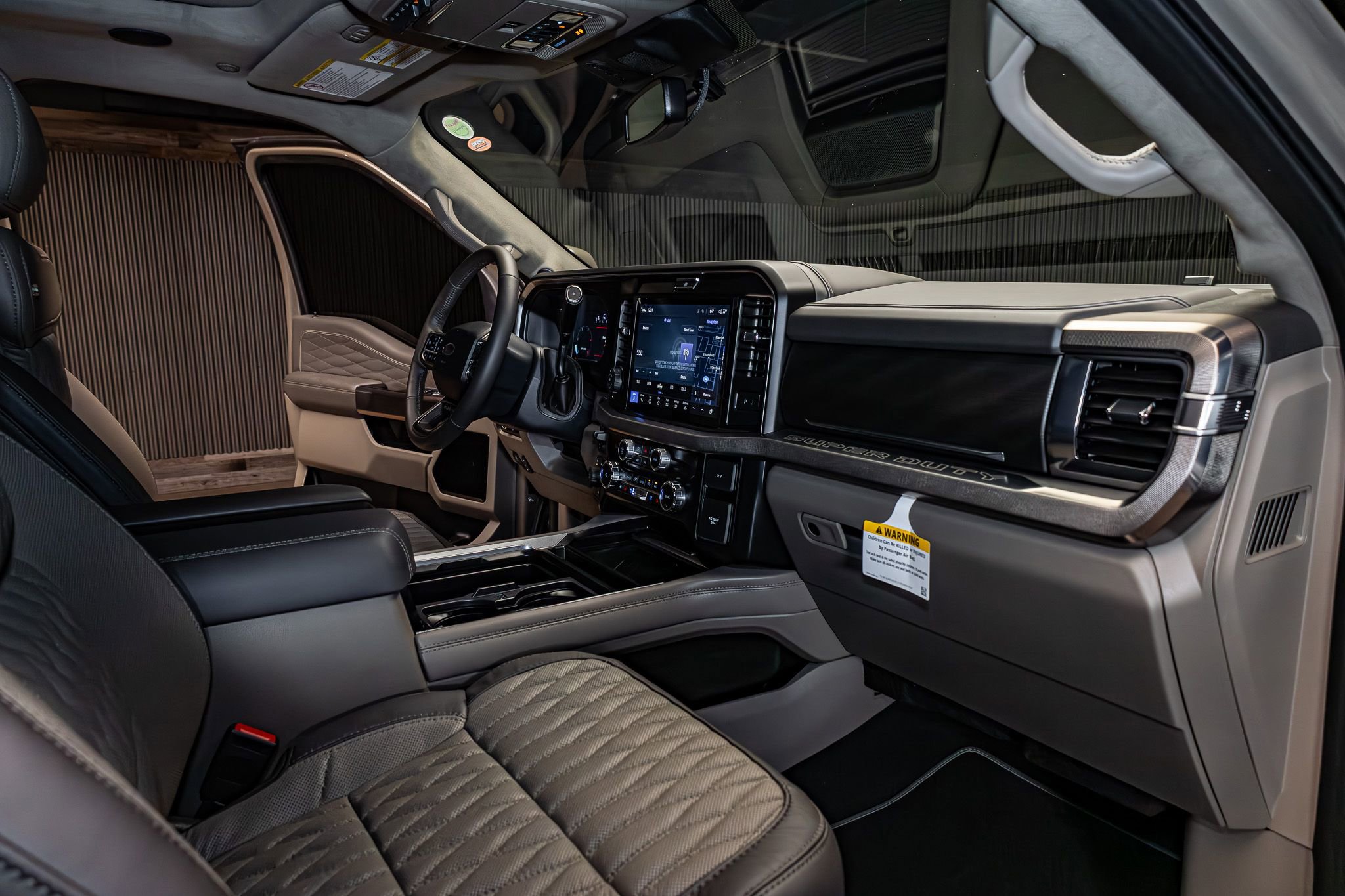 Used 2026 Ford F450 Platinum w/ Platinum Plus Package image 20