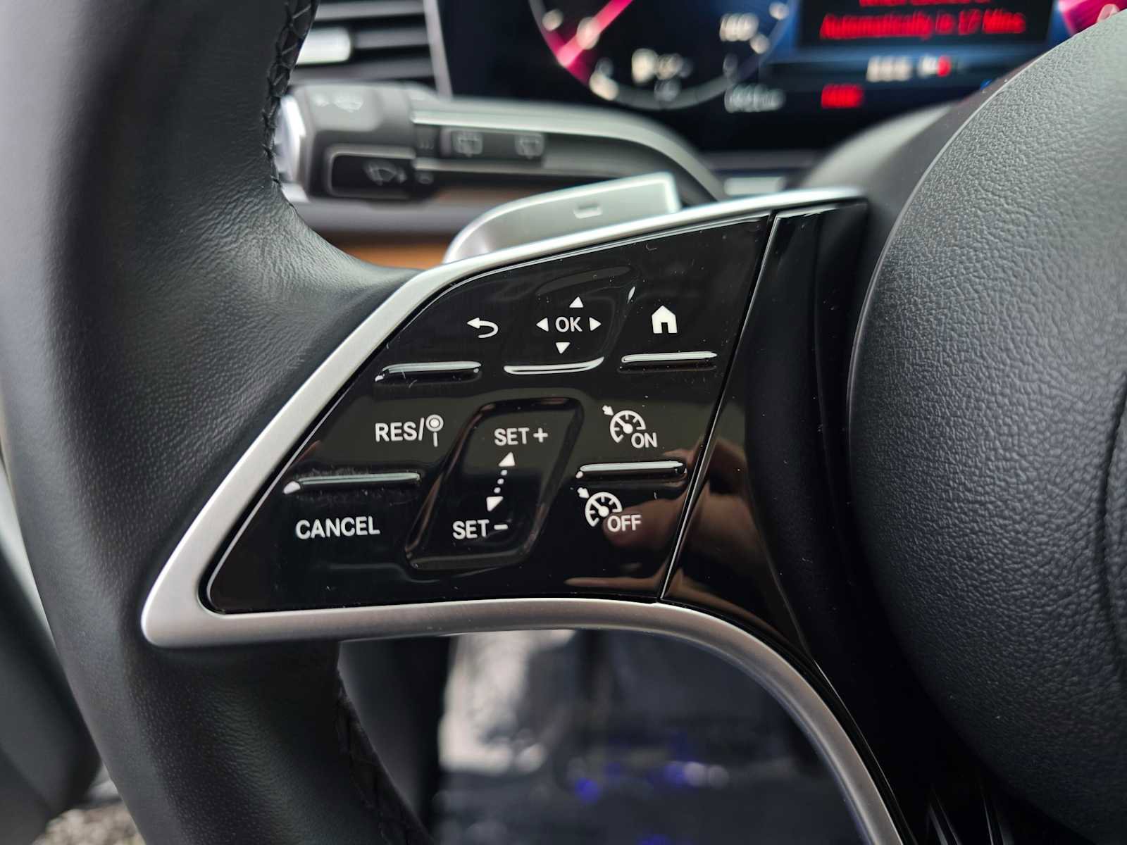 Used 2024 Mercedes-Benz GLE 450 4MATIC image 25