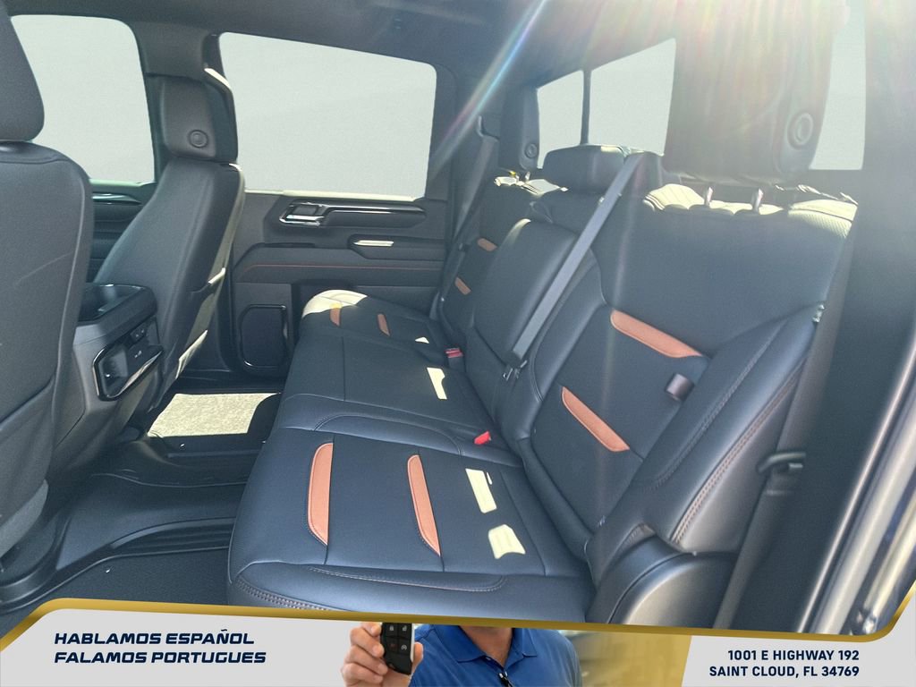 Used 2025 GMC Sierra 2500 AT4 w/ AT4 Premium Plus Package image 24