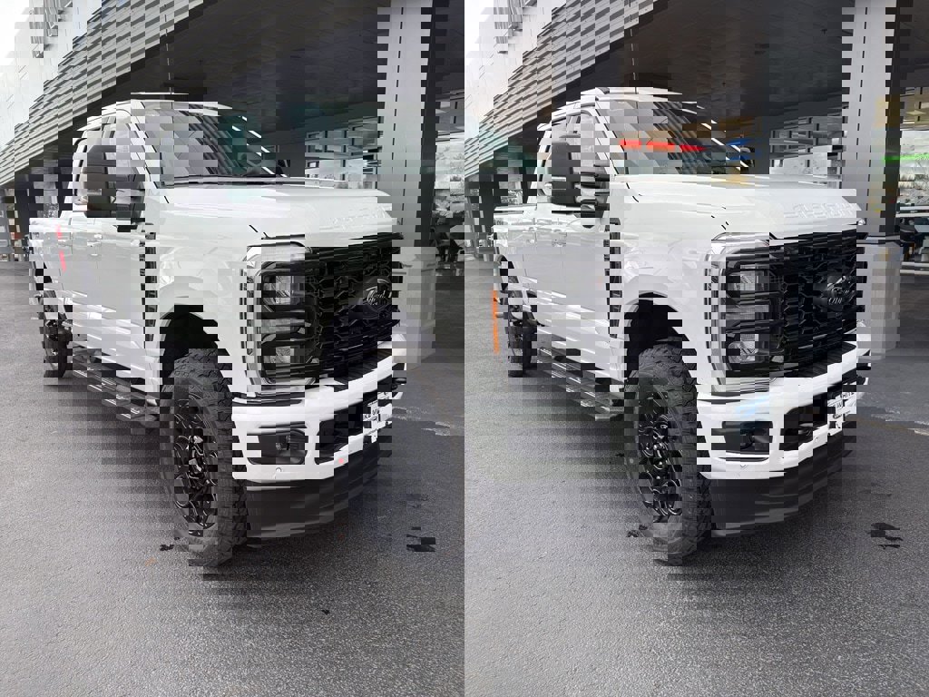 New 2026 Ford F350 Lariat w/ Black Appearance Package image 1