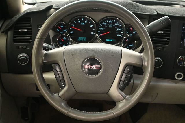 Used 2008 GMC Sierra 2500 SLE w/ Convenience Package AWD/4WD image 21