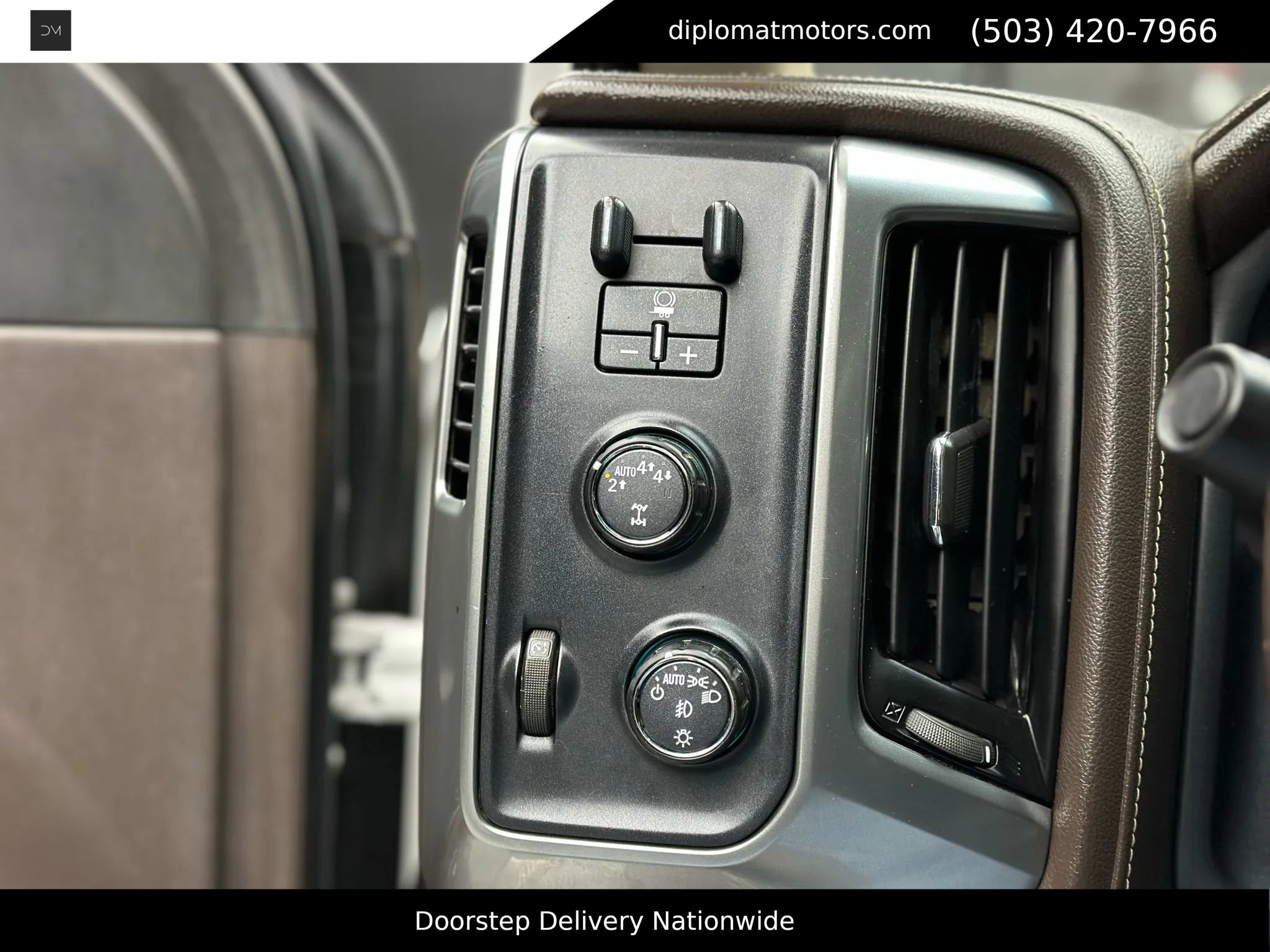 Used 2017 Chevrolet Silverado 1500 LTZ w/ Max Trailering Package image 34