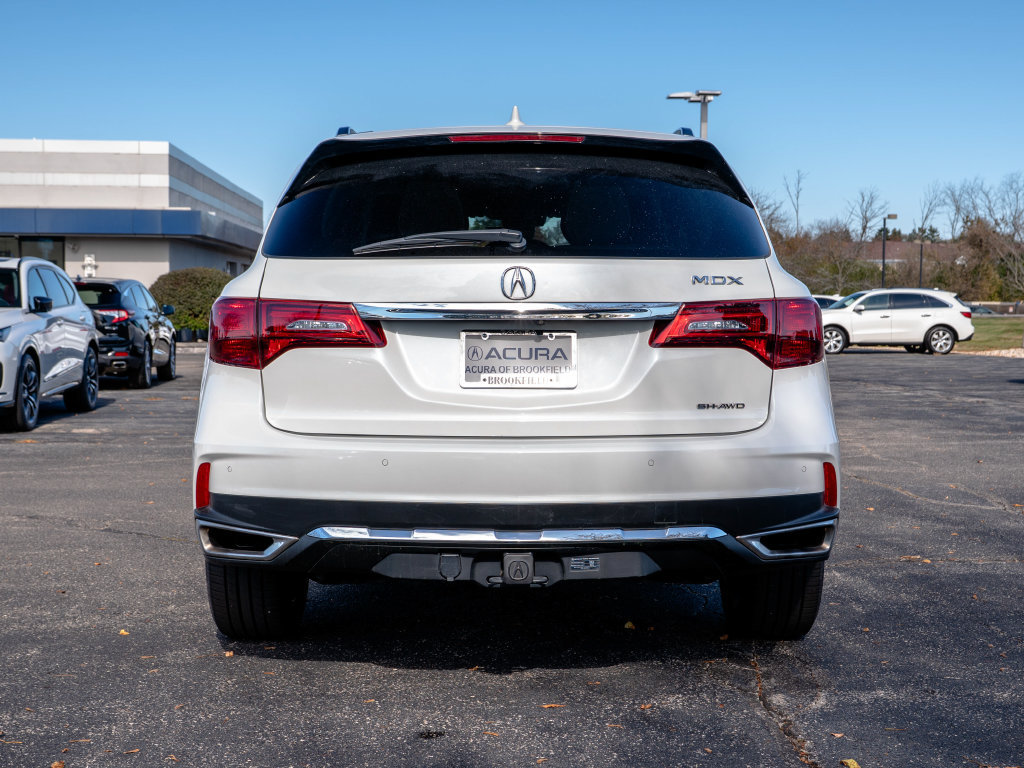 Used 2018 Acura MDX w/ Advance Package AWD/4WD image 11