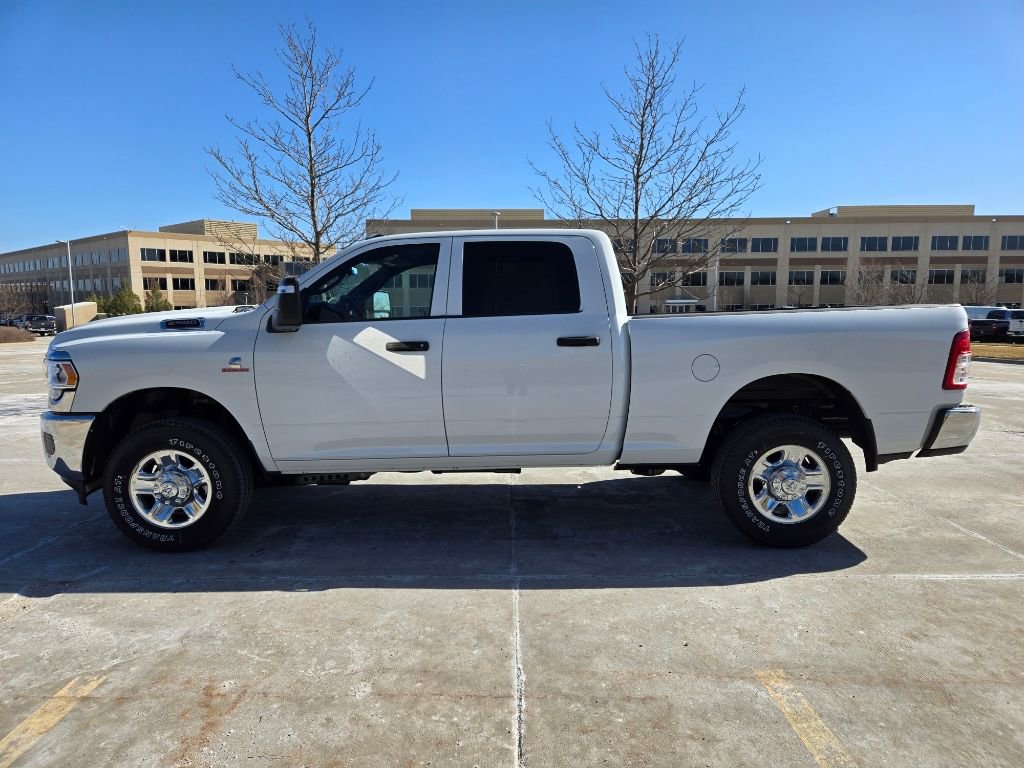 Used 2024 RAM 2500 Tradesman w/ Chrome Appearance Group image 7