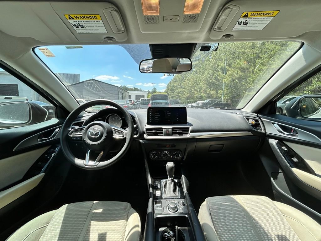 Used 2018 MAZDA MAZDA3 Sport w/ Preferred Equipment Package FWD image 11