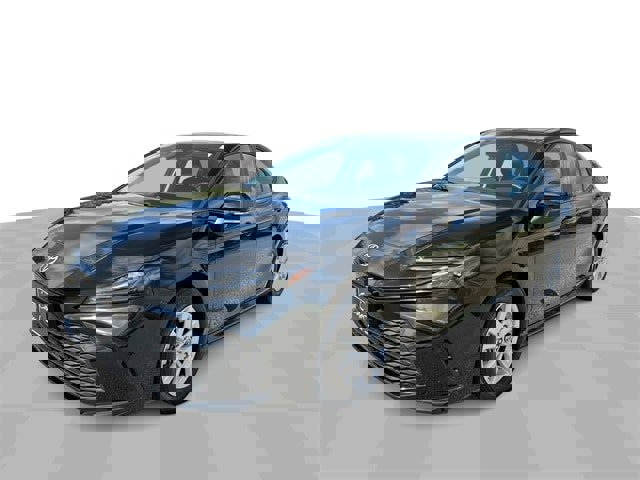 Used 2025 Toyota Camry LE