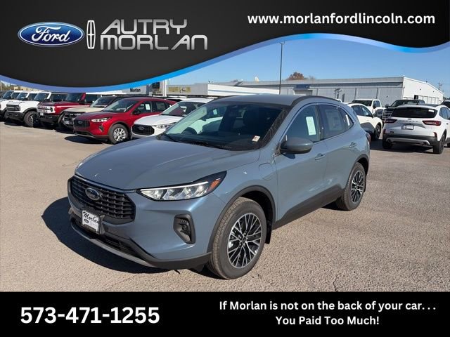 New 2026 Ford Escape SE w/ Class II Trailer Tow Package