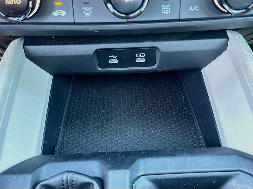 Used 2023 Honda Accord LX image 19