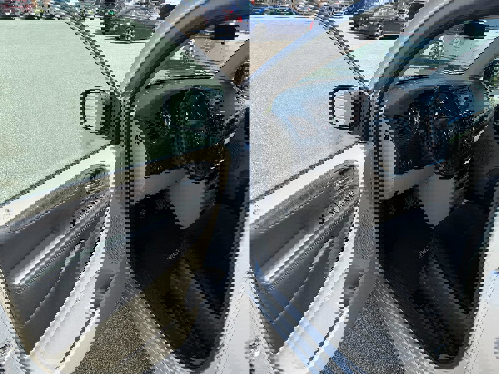 Used 2011 Dodge Grand Caravan Mainstreet w/ PWR Convenience Group FWD image 9