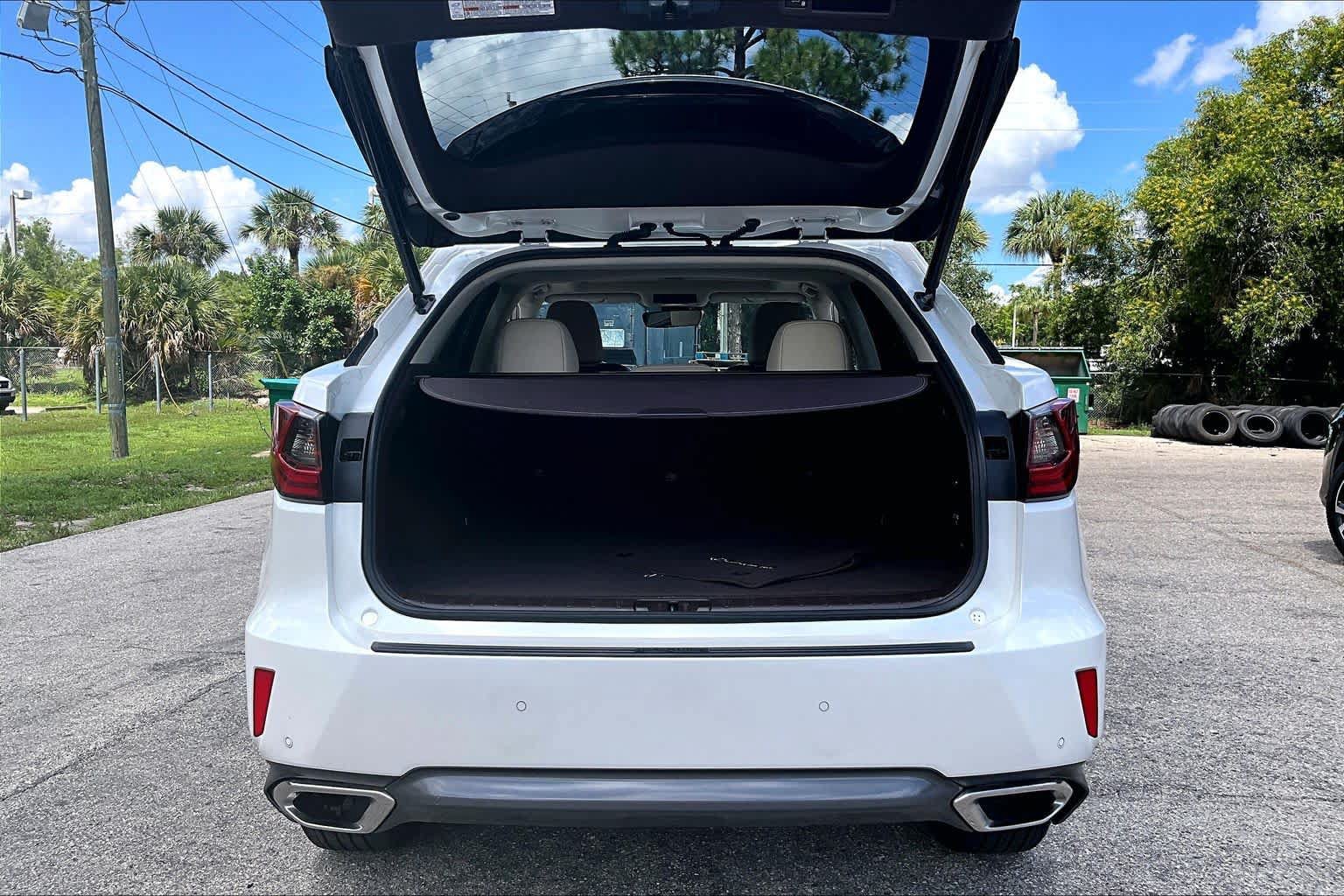Used 2018 Lexus RX 350 FWD w/ Premium Package image 32