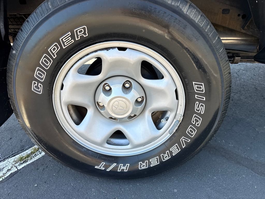 Used 2012 Toyota Tacoma PreRunner w/ SR5 Pkg RWD image 33