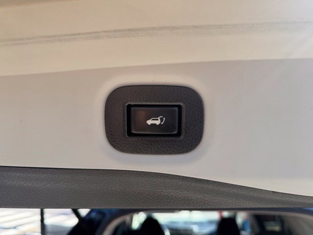 Used 2018 Nissan Rogue SV w/ Premium Package AWD/4WD image 24