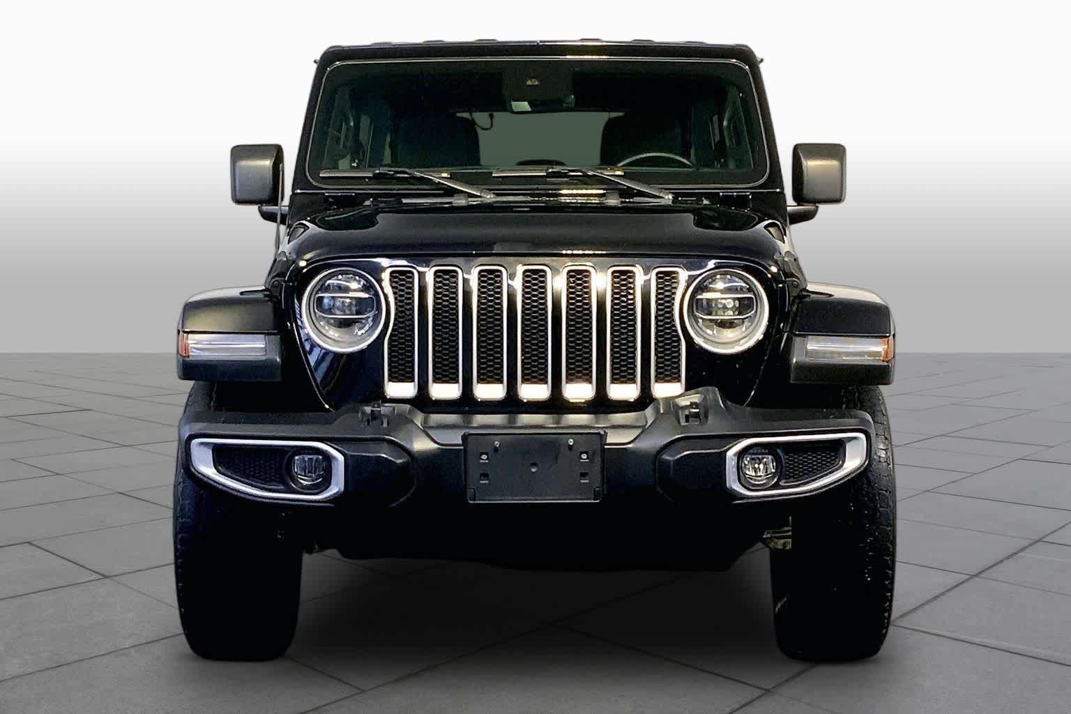 Used 2021 Jeep Wrangler Unlimited Sahara AWD/4WD image 4