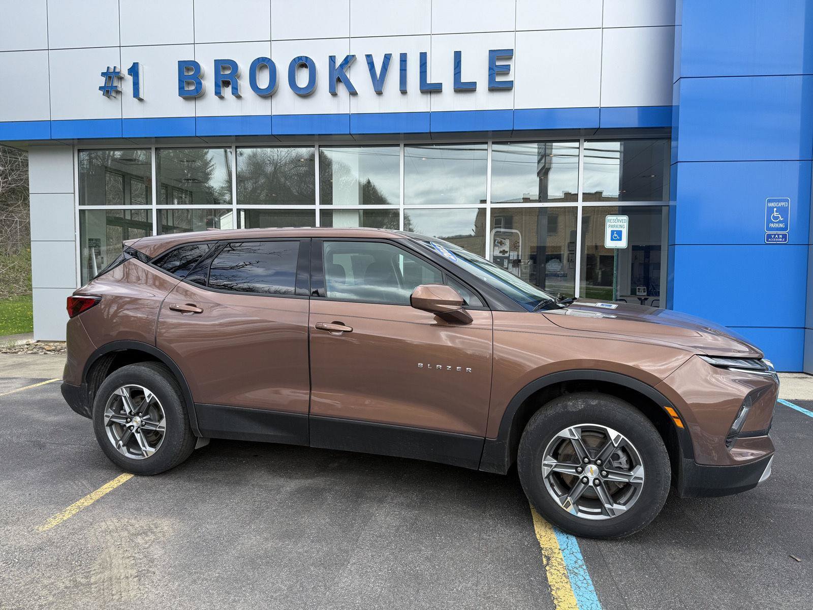 Used 2023 Chevrolet Blazer LT w/ Driver Confidence Package AWD/4WD image 7