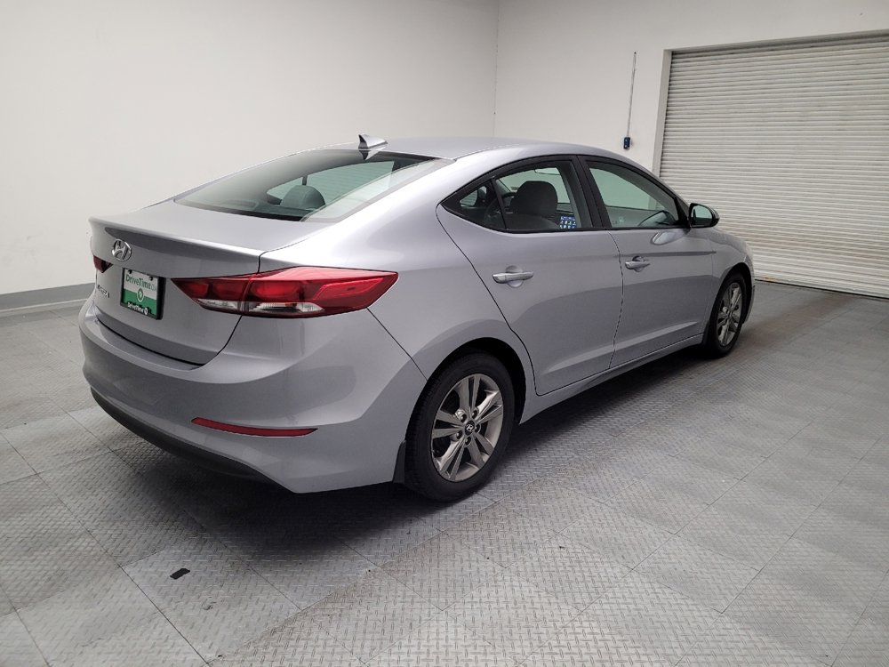 Used 2017 Hyundai Elantra SE image 9