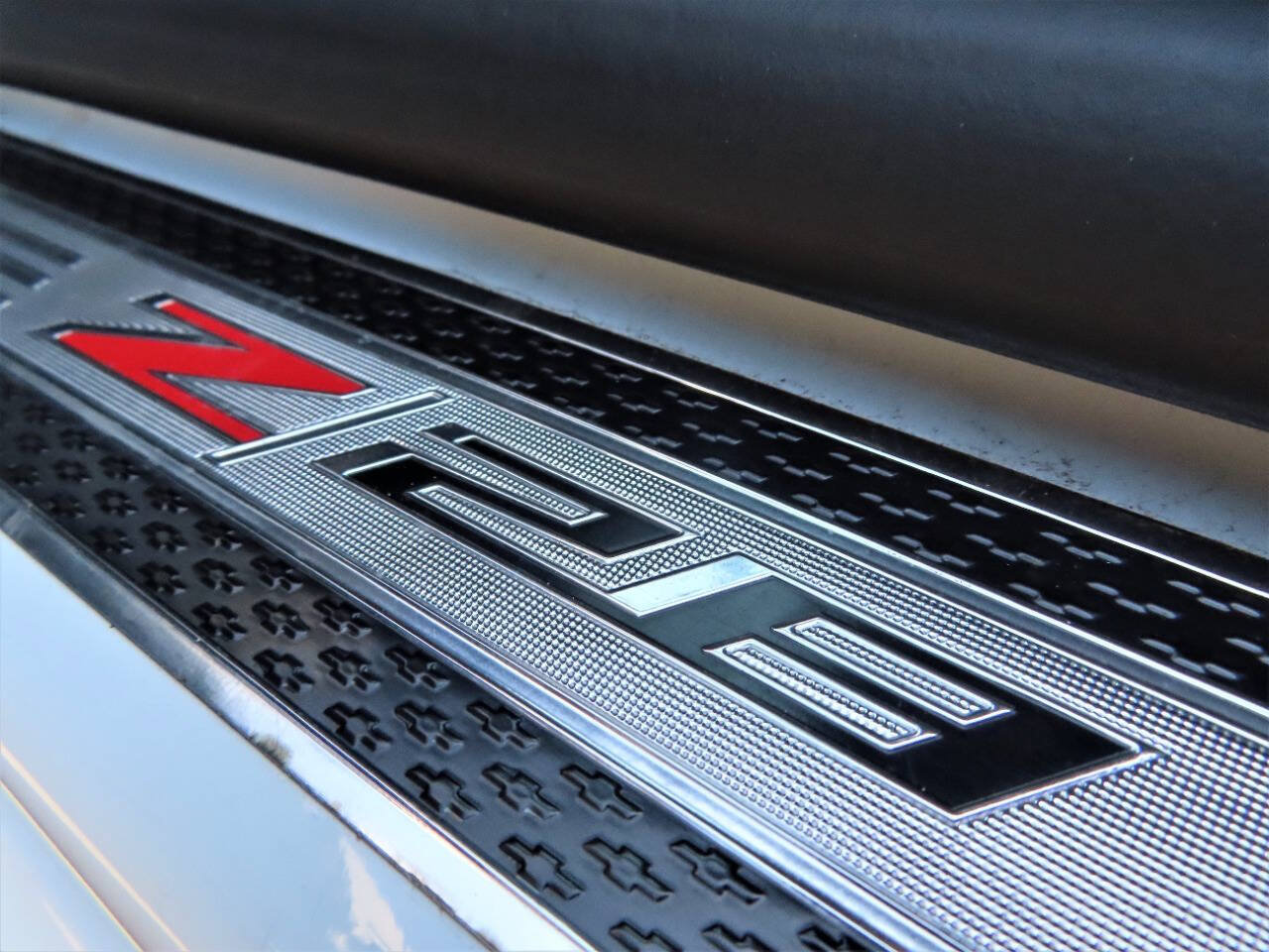 Used 2015 Chevrolet Camaro Z/28 RWD image 20