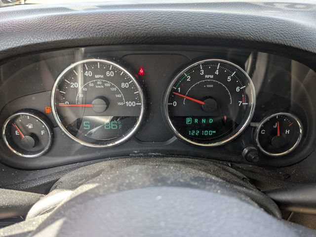 Used 2017 Jeep Wrangler Unlimited Rubicon w/ Connectivity Group AWD/4WD image 30