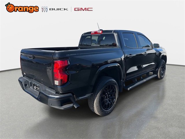 Used 2025 Chevrolet Colorado W/T w/ WT Custom Package image 3