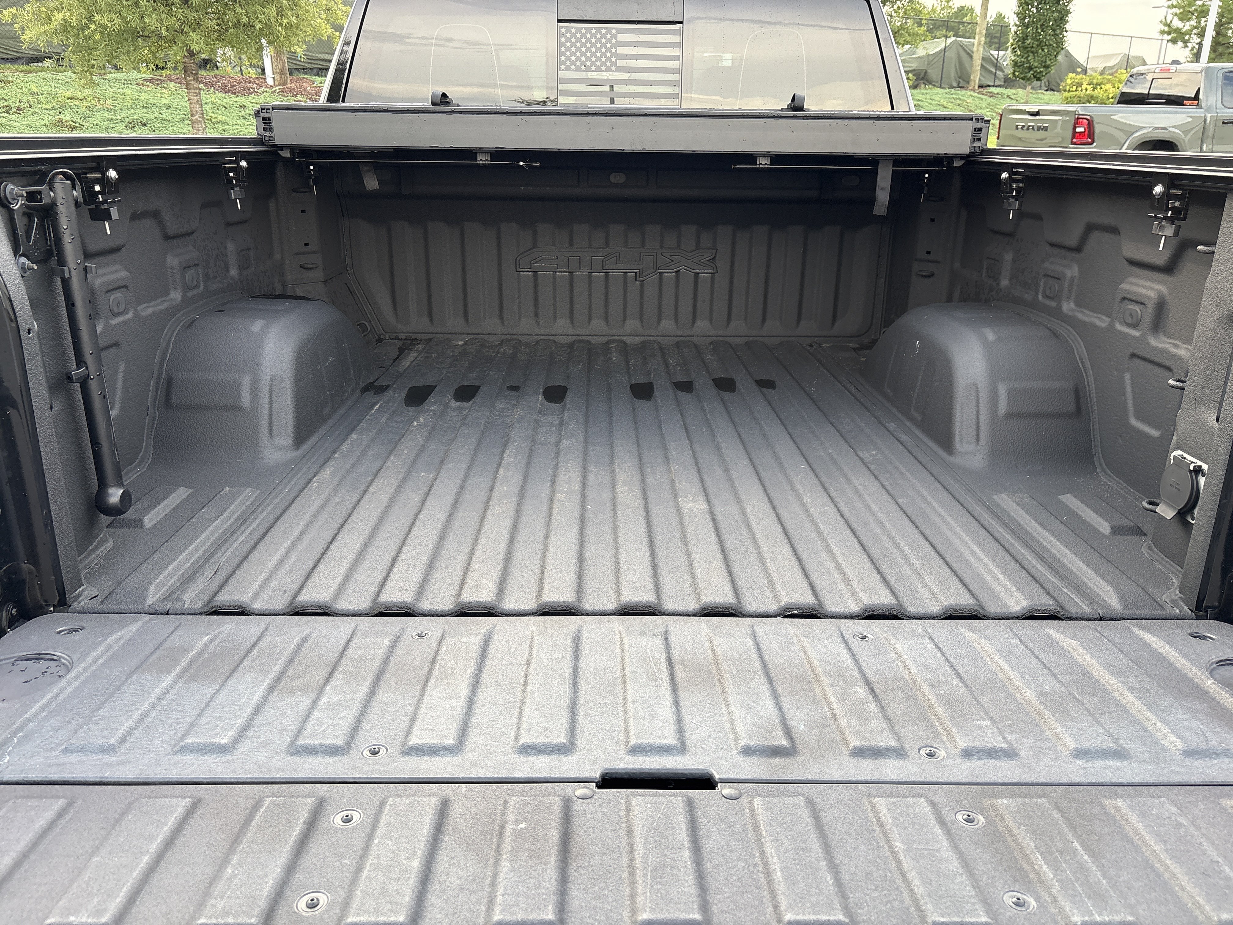 Used 2023 GMC Sierra 1500 AT4X AWD/4WD image 36