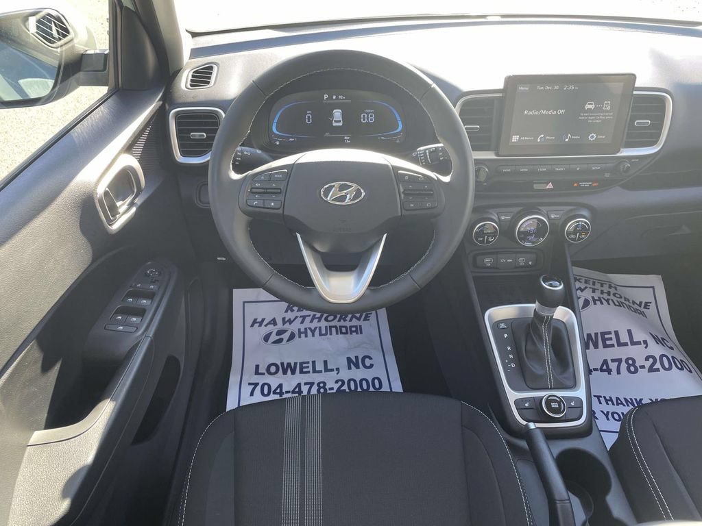 New 2026 Hyundai Venue SEL FWD image 11