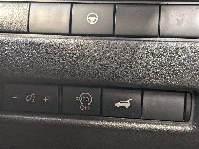 Used 2023 Nissan Rogue SL w/ SL Premium Package image 23