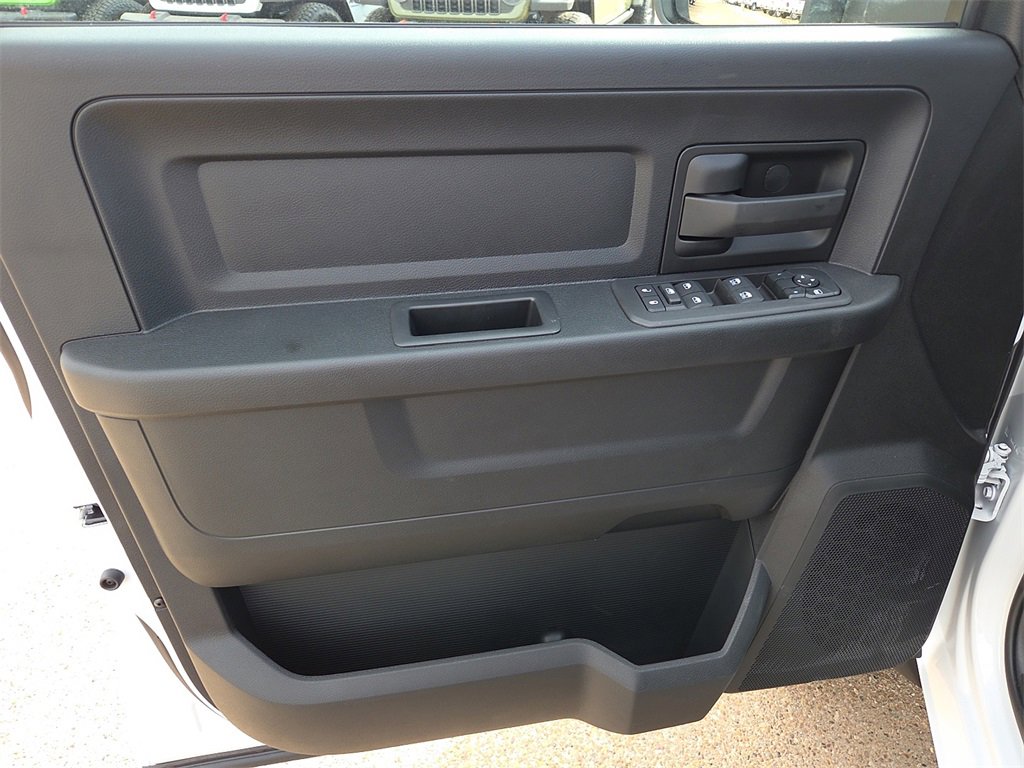 New 2026 RAM 5500 Tradesman w/ Chrome Appearance Group image 19