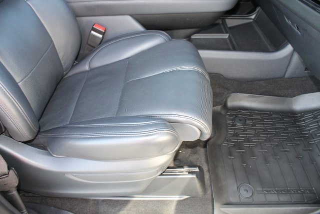 Used 2024 Lincoln Navigator L Reserve image 23