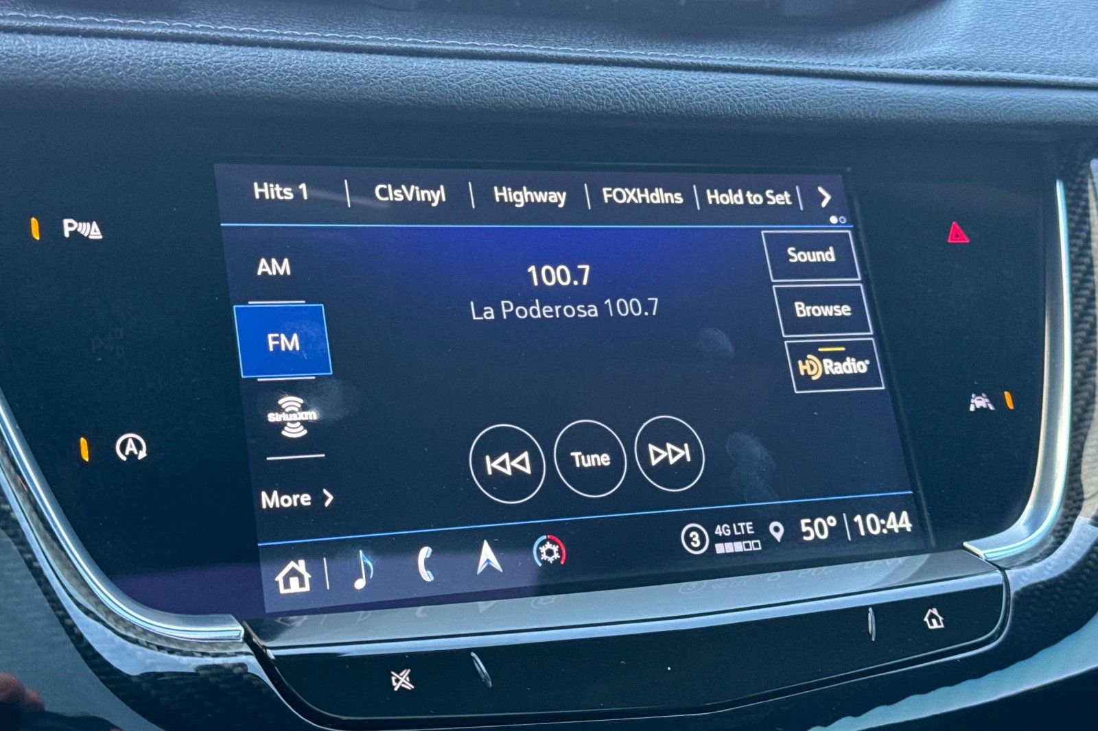 Used 2023 Cadillac XT6 Sport AWD/4WD image 23