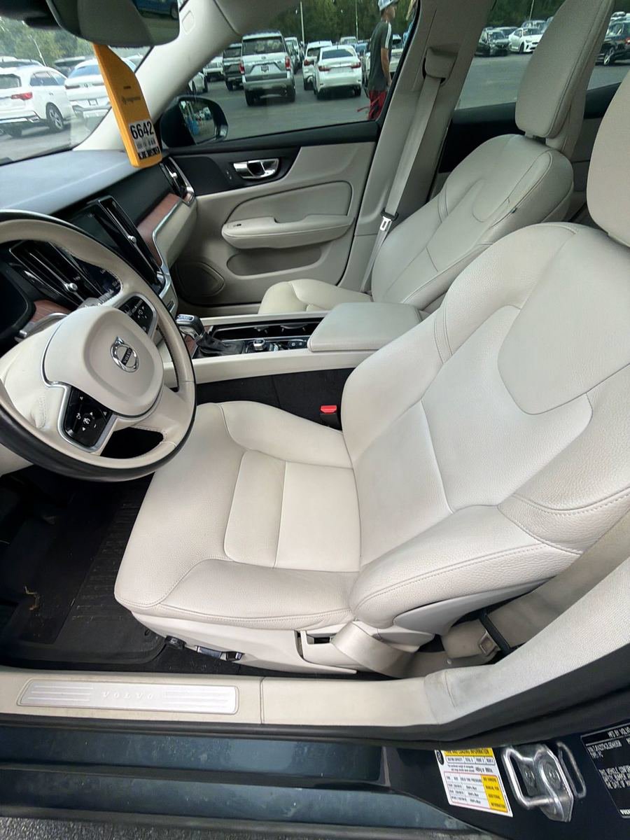 Used 2020 Volvo S60 T6 Momentum w/ Protection Package AWD/4WD image 7