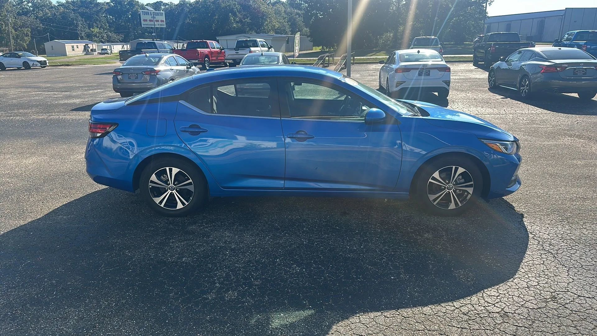 Used 2023 Nissan Sentra SV image 21