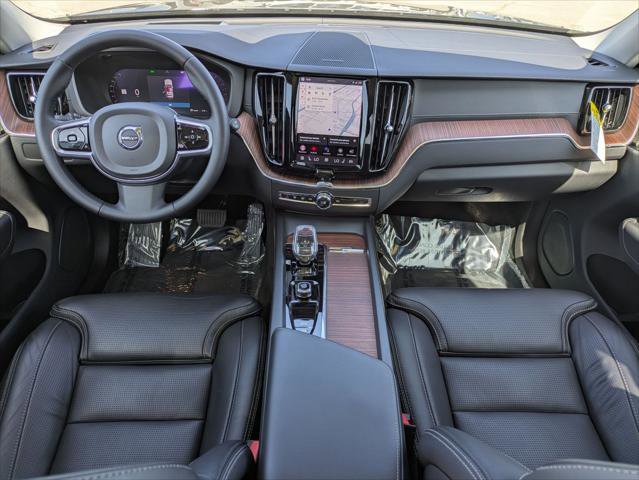 Used 2023 Volvo XC60 B5 Ultimate image 22