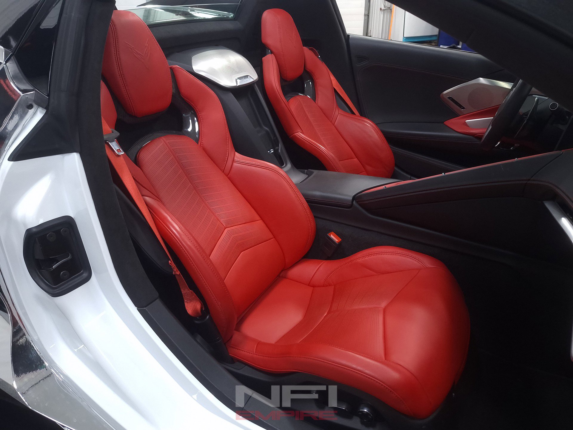 Used 2024 Chevrolet Corvette Stingray Premium Conv w/ Z51 Performance Package RWD image 29
