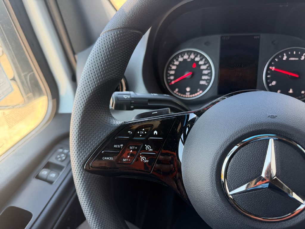 New 2025 Mercedes-Benz Sprinter 2500 image 14