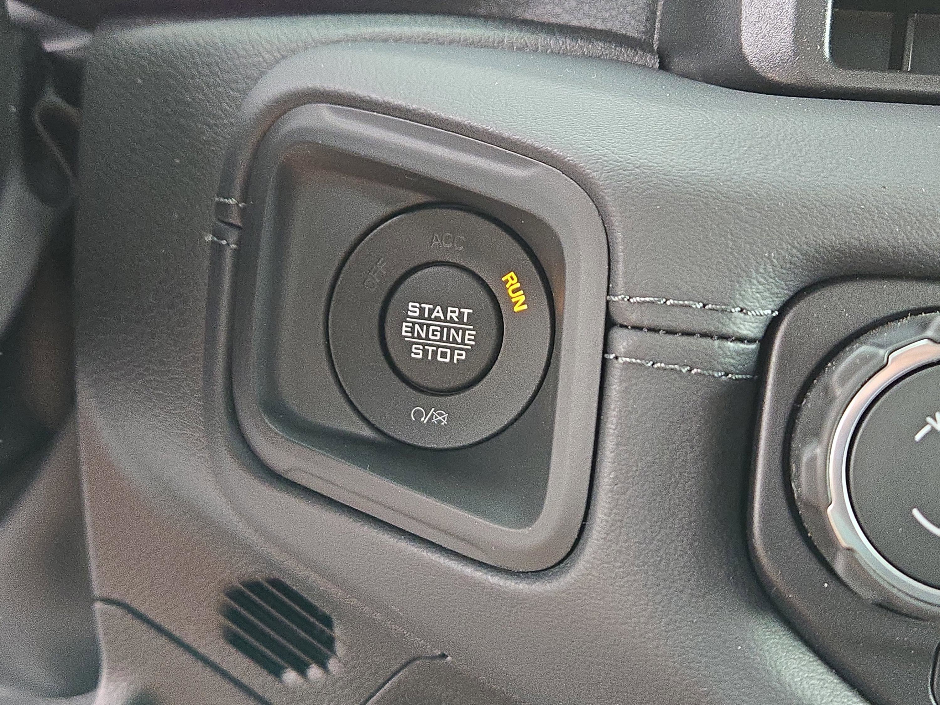New 2026 Jeep Wrangler Unlimited Rubicon AWD/4WD image 27
