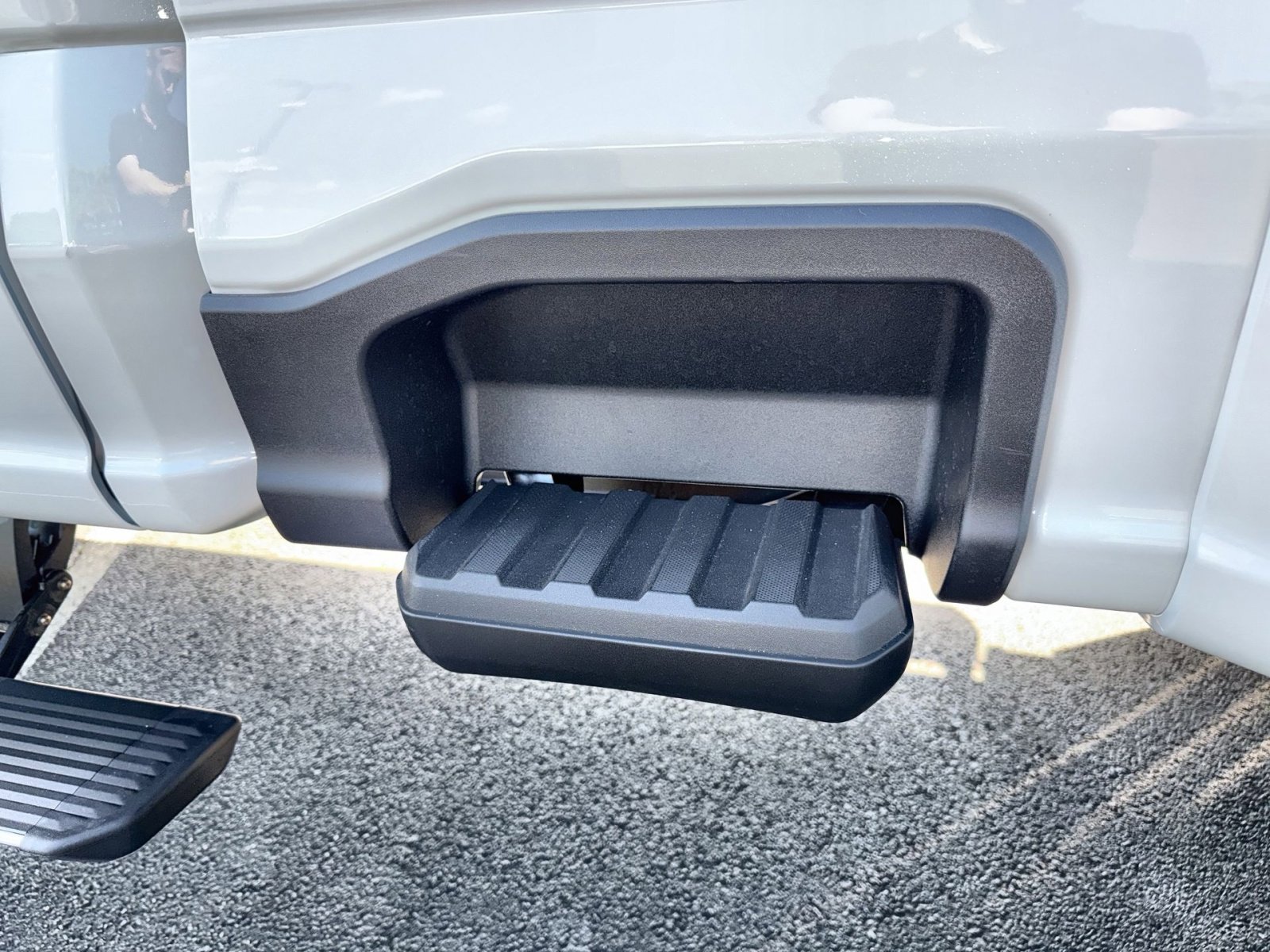 New 2026 Ford F450 Platinum w/ Platinum Plus Package image 37