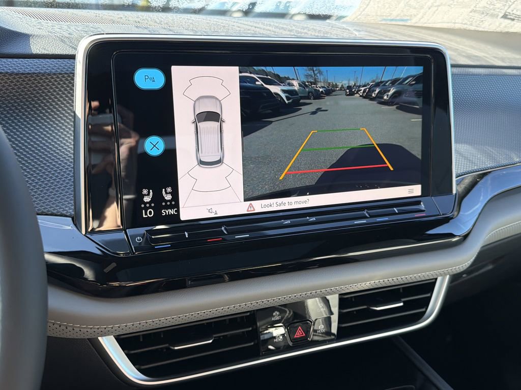 New 2026 Volkswagen Atlas Cross Sport SEL R-Line image 29