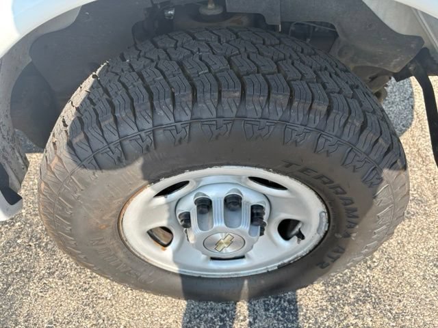 Used 2022 Chevrolet Express 2500 w/ Safety Package RWD image 21