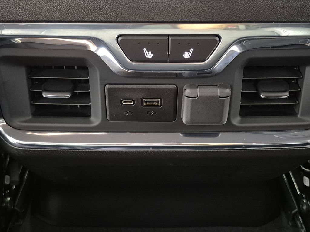 Used 2021 Chevrolet Silverado 1500 LTZ image 21