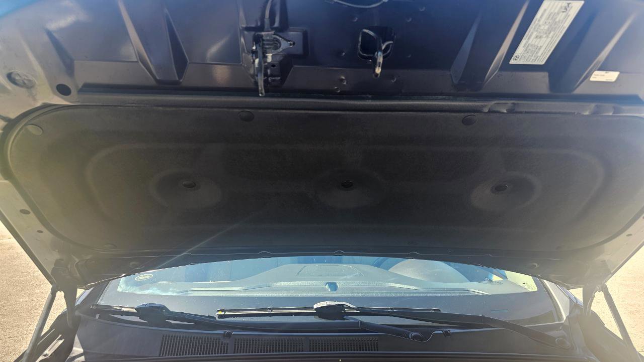 Used 2019 Hyundai Santa Fe XL AWD/4WD image 28