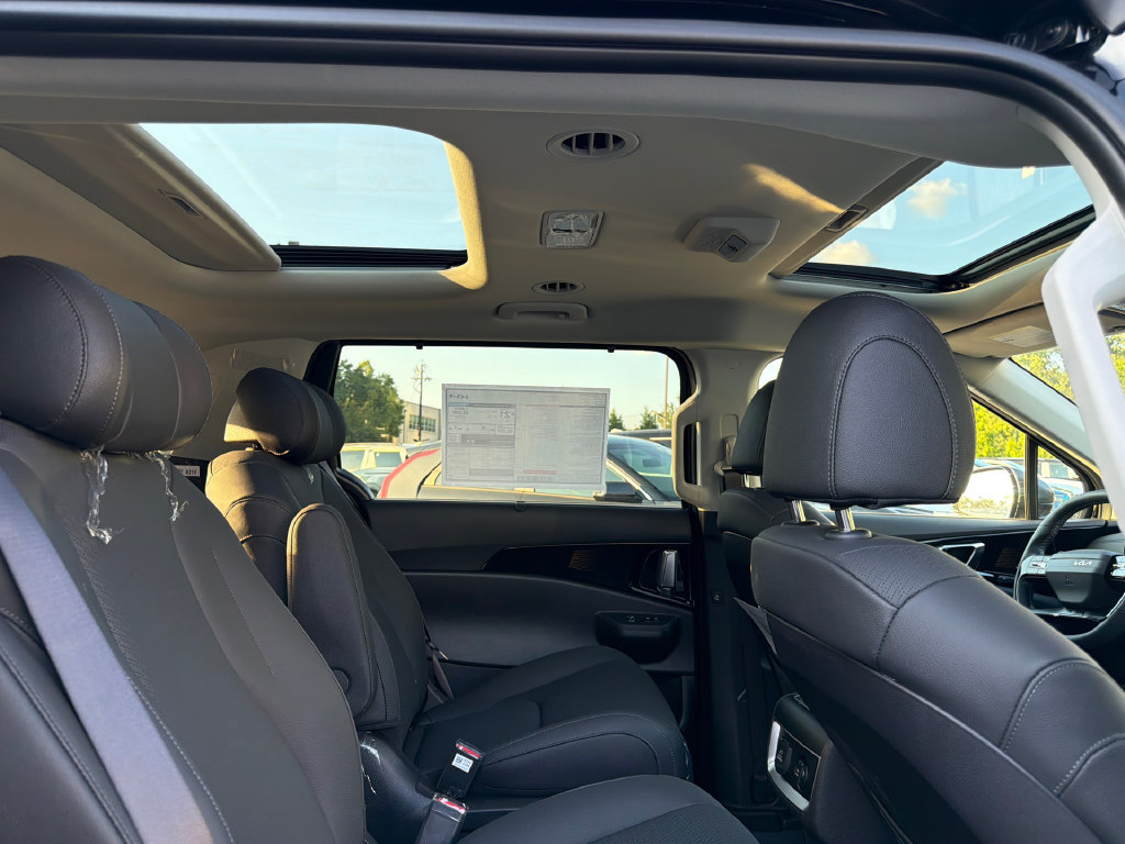 New 2027 Kia Carnival SX Prestige FWD image 15