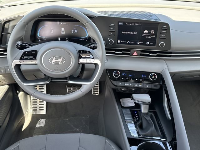 New 2026 Hyundai Elantra SEL Sport image 22