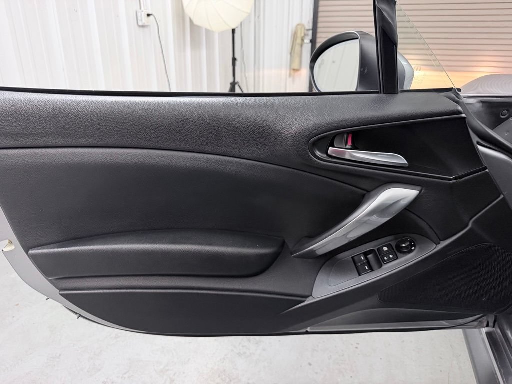 Used 2017 FIAT 124 Spider Abarth RWD image 17