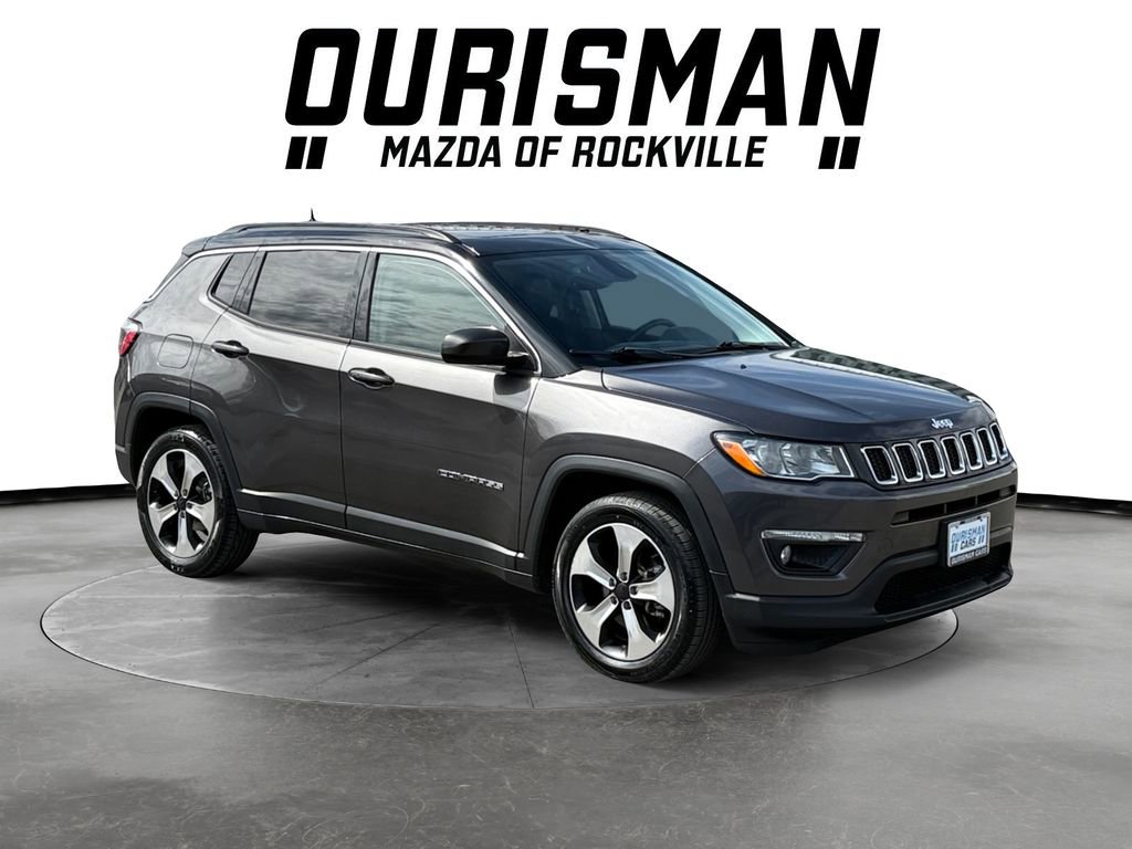 Used 2018 Jeep Compass Latitude w/ Popular Equipment Group FWD image 1