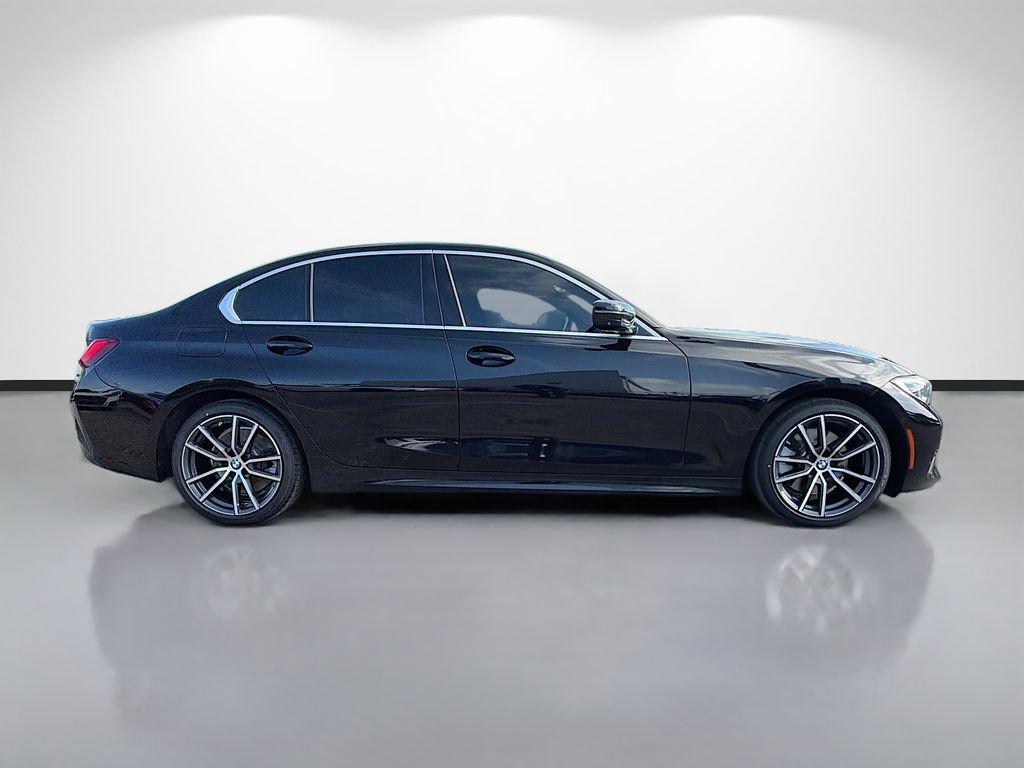Used 2021 BMW 330i Sedan w/ Convenience Package RWD image 2