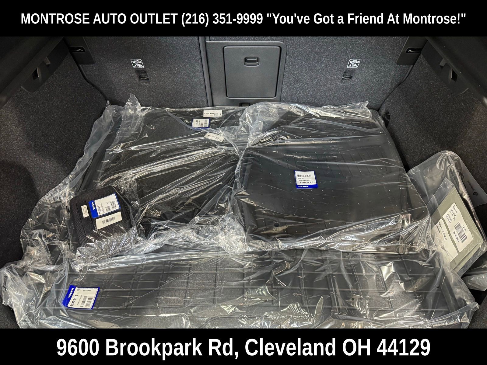 New 2026 Volvo XC40 B5 Core w/ Protection Package Premier image 38