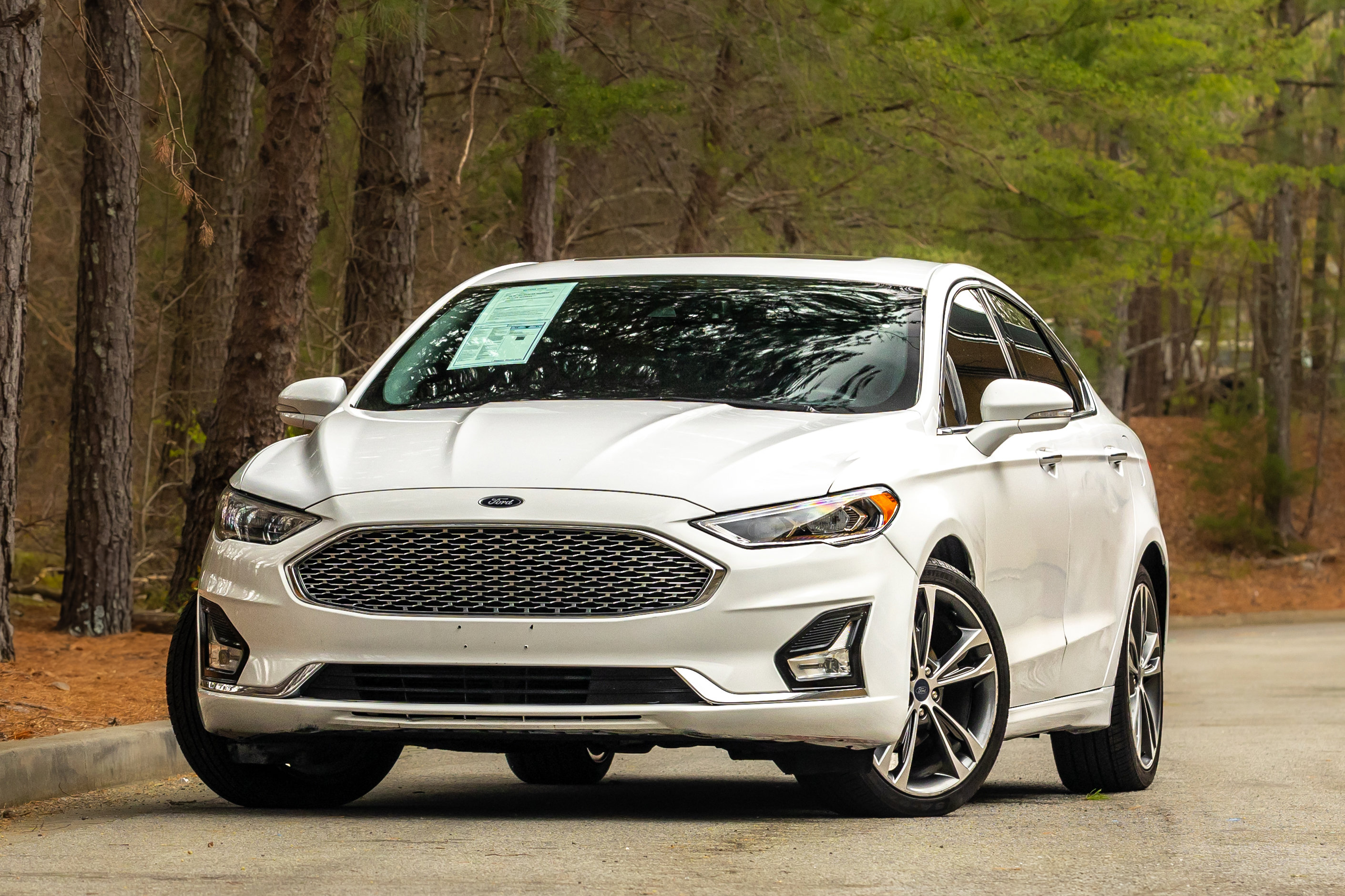 Used 2020 Ford Fusion Titanium image 2